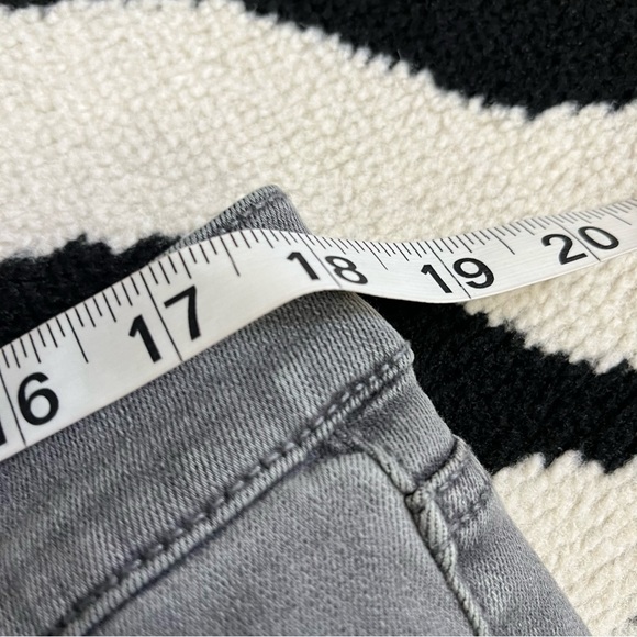 Ann Taylor The Skinny Jeans In Gray Size 14 - Picture 8 of 12